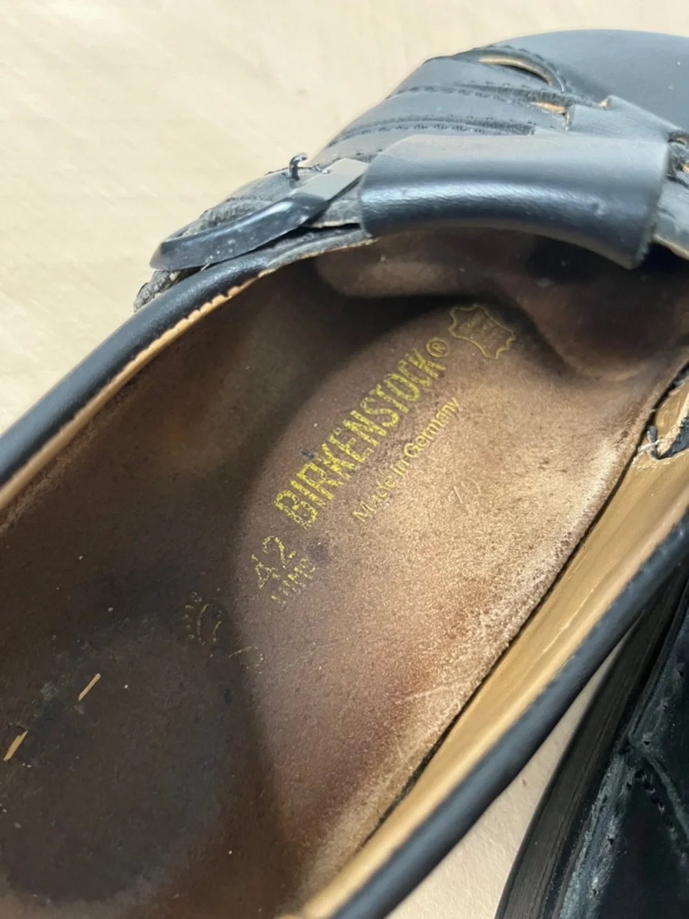Birkenstock Madeira Black leather fisherman shoes size 42 Regular/Wide